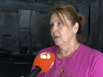Una mujer sobrevive al incendio que provocó su exmarido en su vivienda de Gran Canaria: "Él se achicharró" Una mujer sobrevive al incendio que provocó su exmarido en su vivienda de Gran Canaria: "Él se achicharró"