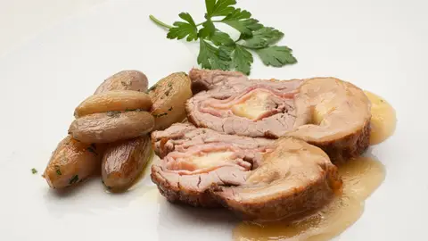 Receta de aleta rellena de queso y jamón, de Arguiñano: "Esto es una locura de rico" Receta de aleta rellena de queso y jamón, de Arguiñano: "Esto es una locura de rico"