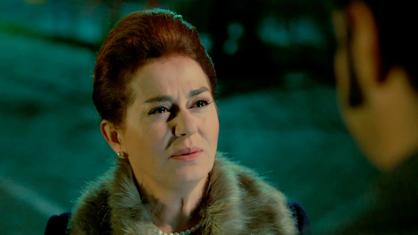 “Ha sido un error”: Demir se sincera con Sevda sobre su relación con Ümit “Ha sido un error”: Demir se sincera con Sevda sobre su relación con Ümit