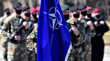 Imagen de archivo de una bandera de la OTAN