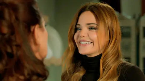 Züleyha quiere que Sevda se quede con la habitación de Hünkar Yaman Züleyha quiere que Sevda se quede con la habitación de Hünkar Yaman