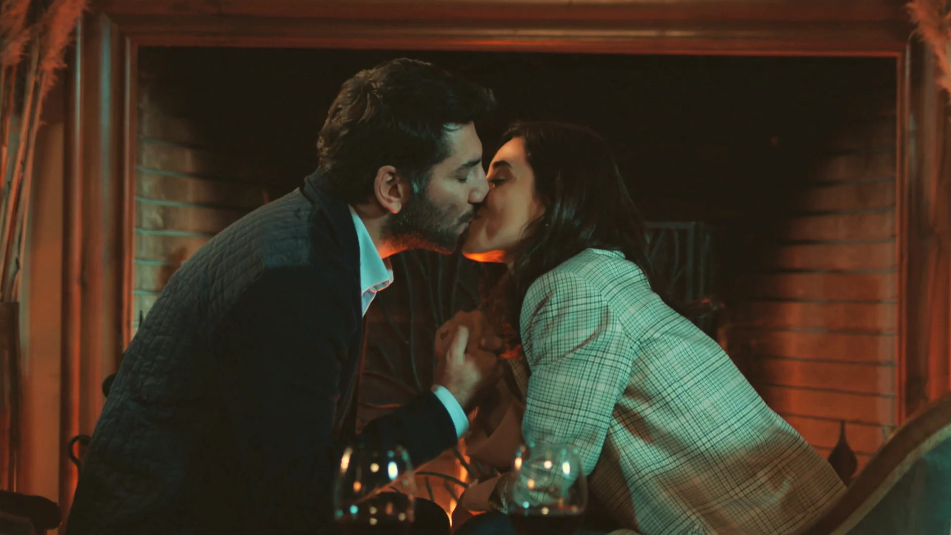 Asya acepta casarse con Aras en un futuro: "Te quiero" 