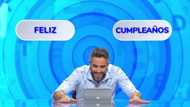La bonita sorpresa de los compañeros de ‘Pasapalabra’ a Roberto Leal por su cumpleaños