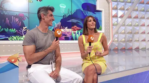 La emoción de Laura Moure y Jorge Fernández al entregar el coche en ‘La ruleta’: “Siempre estamos esperando ese momento” La emoción de Laura Moure y Jorge Fernández al entregar el coche en ‘La ruleta’: “Siempre estamos esperando ese momento”