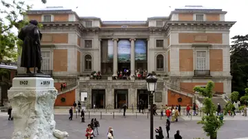 Entrada principal al Museo del Prado de Madrid.