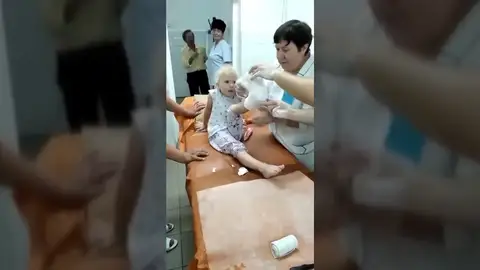 Niña ucraniana Niña ucraniana