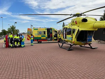 Una joven de 19 años, en estado muy grave tras ser apuñalada por su expareja en Parla, Madrid Una joven de 19 años, en estado muy grave tras ser apuñalada por su expareja en Parla, Madrid