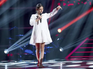 Sebastián Yatra cierra equipo con el puro arte de Lola Flores en la voz de Lucía Aliaño en ‘La Voz Kids’ Sebastián Yatra cierra equipo con el puro arte de Lola Flores en la voz de Lucía Aliaño en ‘La Voz Kids’
