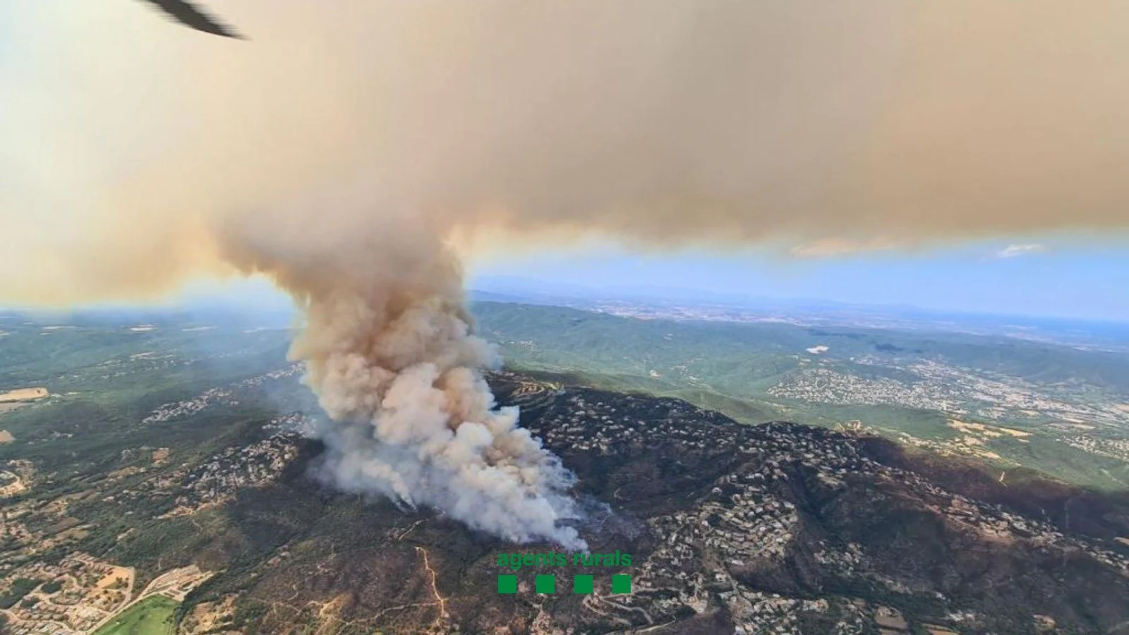 Imagen del incendio forestal en Castell d'Aro