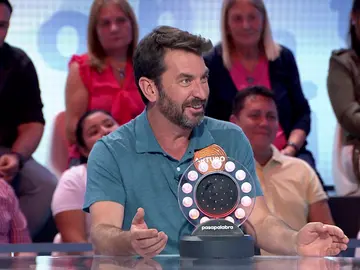 Arturo Valls se rinde ante el chiste de Orestes que “ha pasado desapercibido” Arturo Valls se rinde ante el chiste de Orestes que “ha pasado desapercibido”