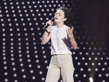 Paula Cañaveras enamora con su versión de ‘Algo especial en ti’ en ‘La Voz Kids’ Paula Cañaveras enamora con su versión de ‘Algo especial en ti’ en ‘La Voz Kids’