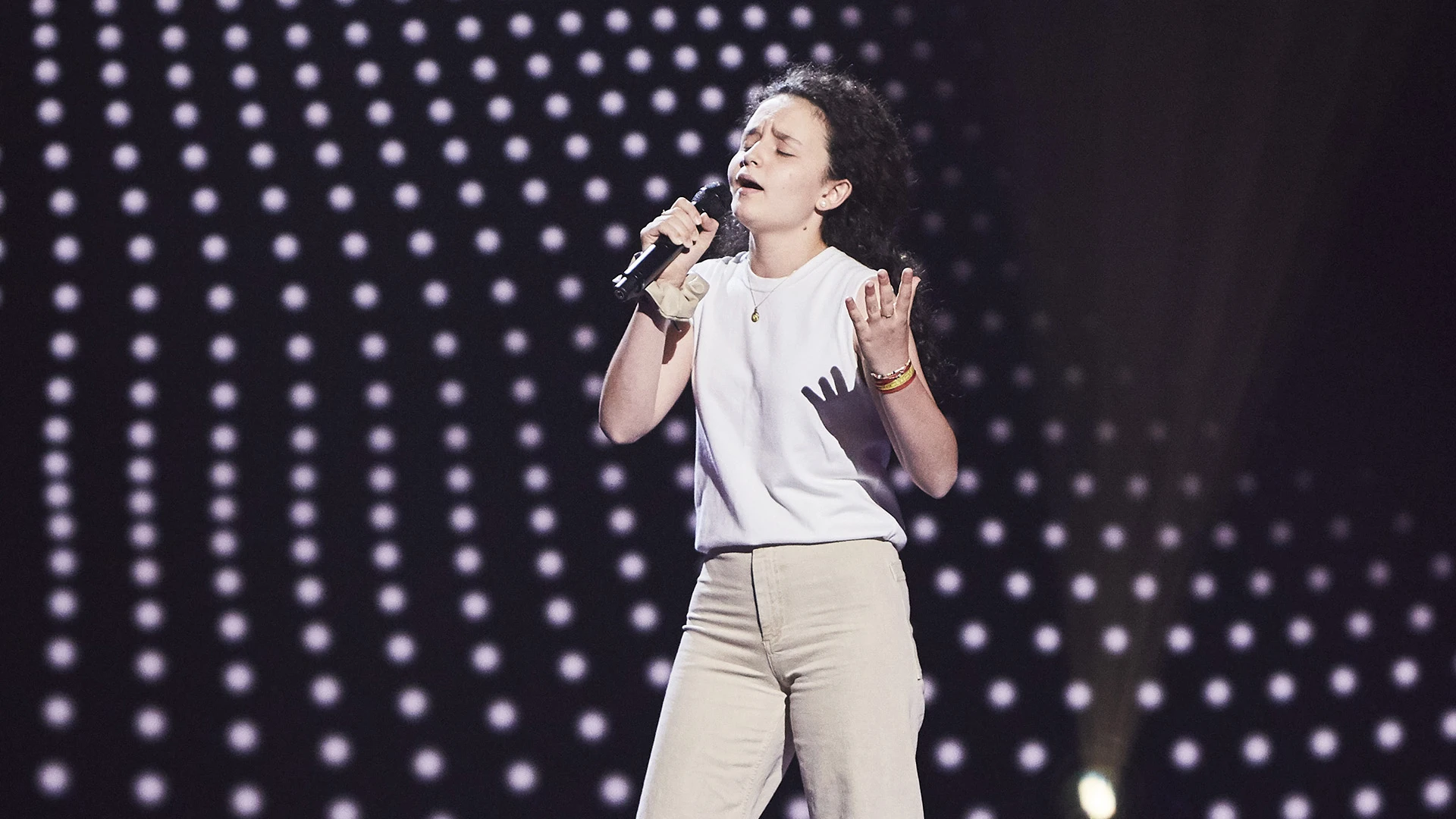 Paula Cañaveras enamora con su versión de ‘Algo especial en ti’ en ‘La Voz Kids’ Paula Cañaveras enamora con su versión de ‘Algo especial en ti’ en ‘La Voz Kids’