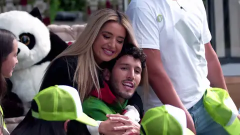 Sebastián Yatra hace piña con su equipo y presenta a su asesora Lola Índigo: “No podía haber tenido un mejor coach” Sebastián Yatra hace piña con su equipo y presenta a su asesora Lola Índigo: “No podía haber tenido un mejor coach”