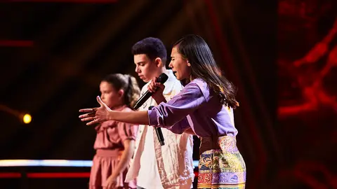 ¡Puro arte! Rubén, Mara y Triana conquistan cantando ‘Falsa moneda’ con la Batalla más flamenca de ‘La Voz Kids’ ¡Puro arte! Rubén, Mara y Triana conquistan cantando ‘Falsa moneda’ con la Batalla más flamenca de ‘La Voz Kids’