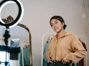 Influencer Influencer
