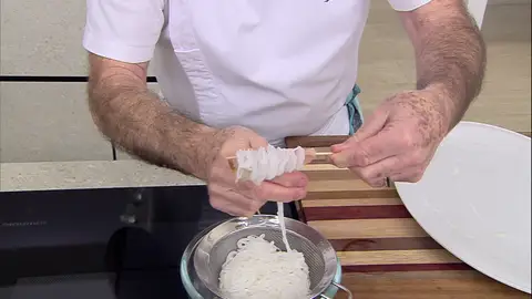 Envuelve los langostinos Envuelve los langostinos