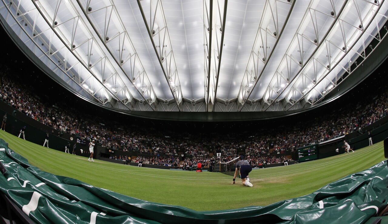 Imagen de la pista central del All England Club, donde se disputa el torneo de Wimbledon