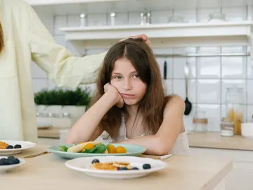 Niña sin ganas de comer Niña sin ganas de comer