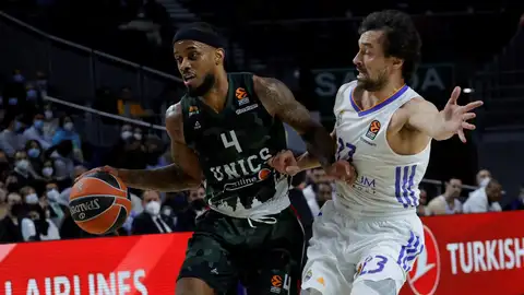 Lorenzo Brown, contra Sergio Llull Lorenzo Brown, contra Sergio Llull