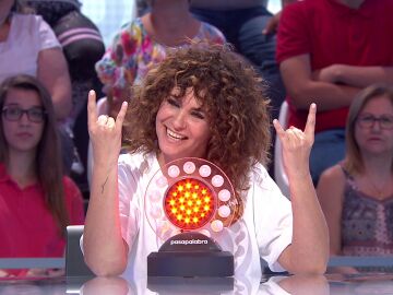 Regalo en &lsquo;La Pista&rsquo; para Melani Olivares: &iquest;Se lleva la canci&oacute;n m&aacute;s f&aacute;cil de todo el verano? 
