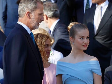 La princesa Leonor luce un vestido de una firma española en los Premios Princesa de Girona