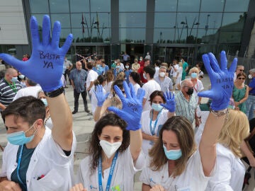 Foto de archivo de junio de 2022 de una protesta de representantes de los trabajadores del Hospital Clínico de Salamanca