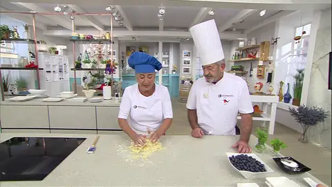 Amasa hasta que se ablande Amasa hasta que se ablande