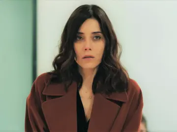 Avance de 'Infiel': Asya y Volkan, muy preocupados por Ali tras el accidente y Aras descubre un gran secreto de su pasado Avance de 'Infiel': Asya y Volkan, muy preocupados por Ali tras el accidente y Aras descubre un gran secreto de su pasado