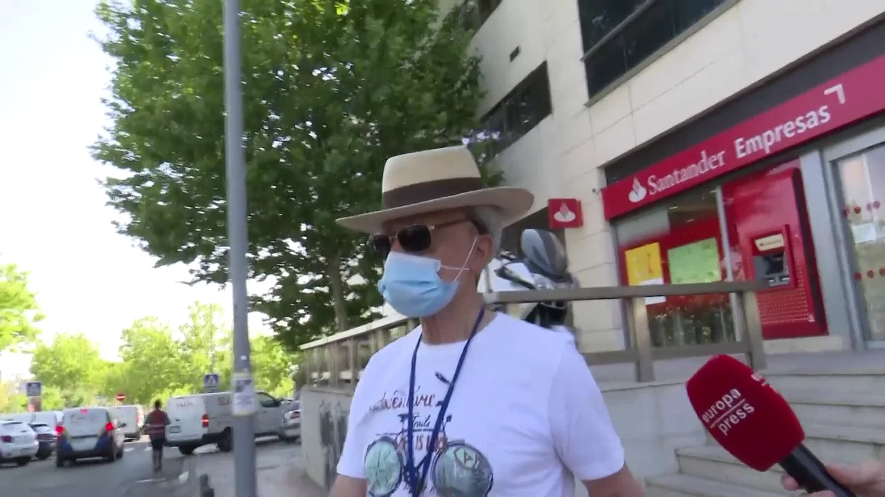 El enfado de José Ortega Cano con la prensa cuando le preguntan por el polémico documental de Rocío Carrasco El enfado de José Ortega Cano con la prensa cuando le preguntan por el polémico documental de Rocío Carrasco