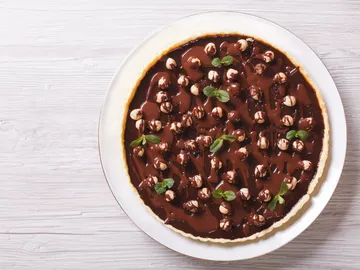 Tarta de avellanas y cacao. Tarta de avellanas y cacao.