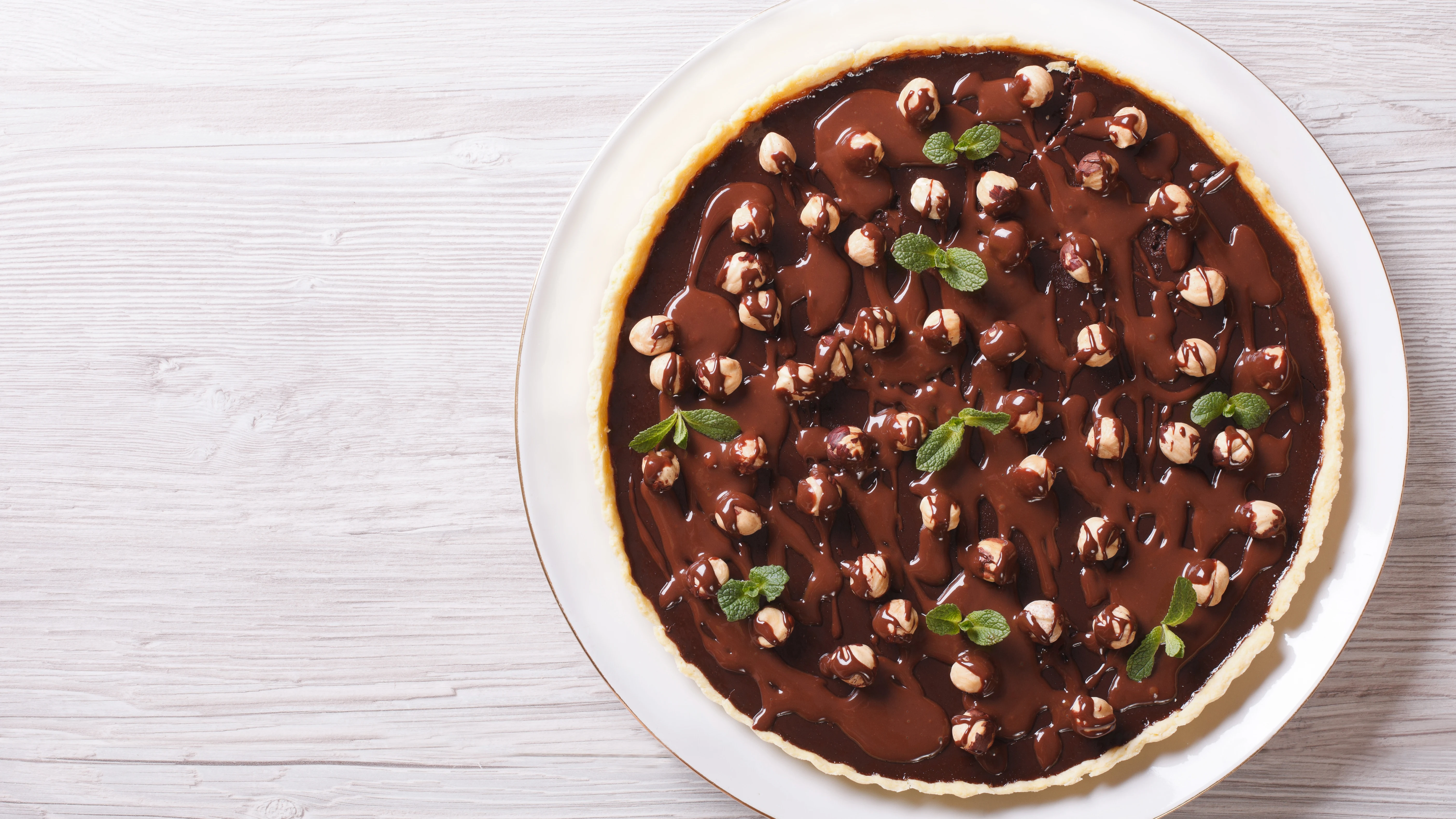 Tarta de avellanas y cacao. Tarta de avellanas y cacao.