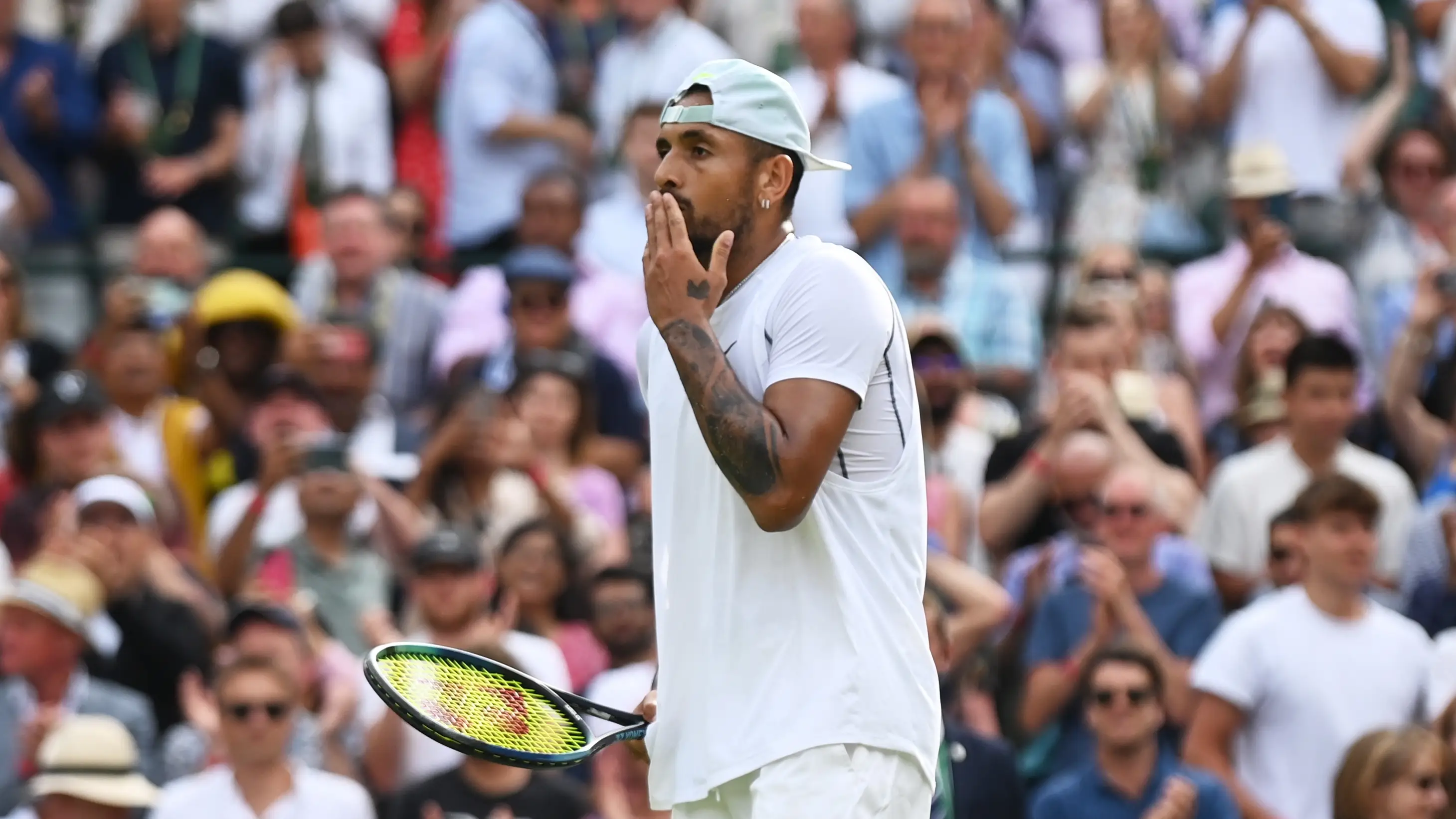 Nick Kyrgios, tras ganar a Cristian Garin en los cuartos de Wimbledon Nick Kyrgios, tras ganar a Cristian Garin en los cuartos de Wimbledon