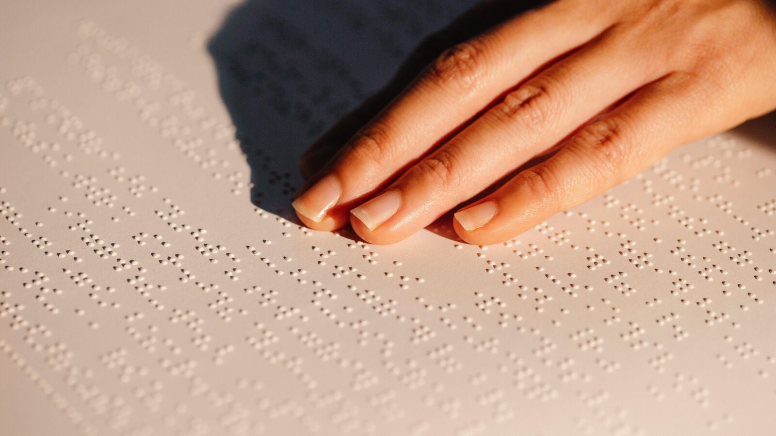 Las etiquetas en braille serán obligatorias para los grandes supermercados en alimentos con alérgenos 