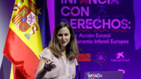 Ione Belarra durante el acto "Infancia con derechos" La ministra de Derechos Sociales y Agenda 2030, Ione Belarra, interviene este miércoles en el acto 'Infancia con derechos: Plan de Acción Estatal de la Garantía Infantil Europea', en Madrid.