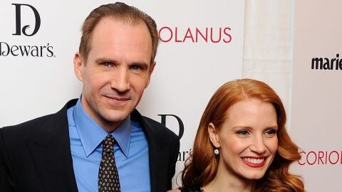 Ralph Fiennes y Jessica Chastain