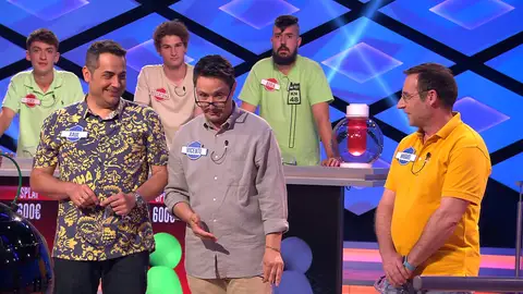 La divertida anécdota de Vicente con un camarero en Canarias: "¡Le tengo un cariño!" La divertida anécdota de Vicente con un camarero en Canarias: "¡Le tengo un cariño!"