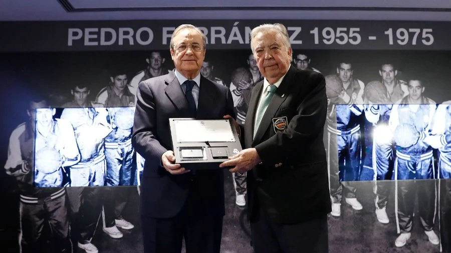 Pedro Ferr&aacute;ndiz, junto a Florentino P&eacute;rez