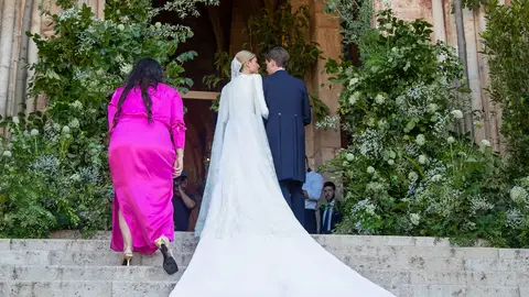 El vestido de Teresa Andrés en su boda con Ignacio Ayllón El vestido de Teresa Andrés en su boda con Ignacio Ayllón