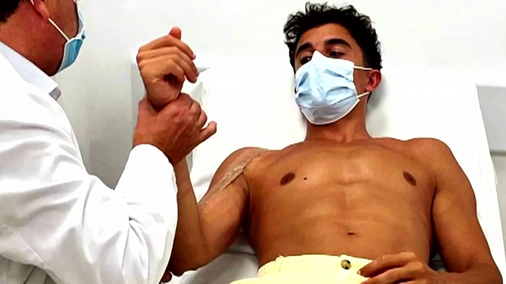 Marc Márquez, en la revisión de su operación de húmero en el Hospital Ruber Internacional de Madrid Marc Márquez, en la revisión de su operación de húmero en el Hospital Ruber Internacional de Madrid