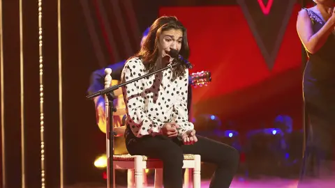 Antonio Cortés se desgarra el alma como Camarón cantando ‘Soy gitano’ en la Semifinal Antonio Cortés se desgarra el alma como Camarón cantando ‘Soy gitano’ en la Semifinal