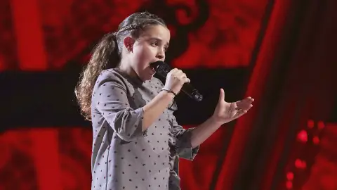 El arte inigualable de la pequeña Triana cantando ‘María de la O’ en la Semifinal El arte inigualable de la pequeña Triana cantando ‘María de la O’ en la Semifinal