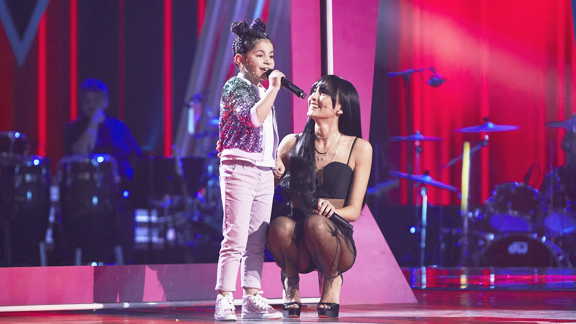 Aitana y Macarena, el dúo más tierno de ‘La Voz Kids’ cantando ’11 razones’ 