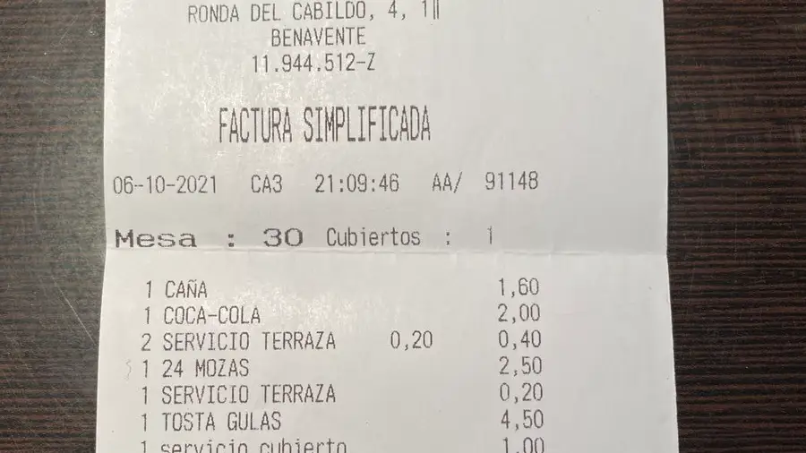 El restaurante que cobra 20 céntimos cada vez que el camarero atiende El restaurante que cobra 20 céntimos cada vez que el camarero atiende