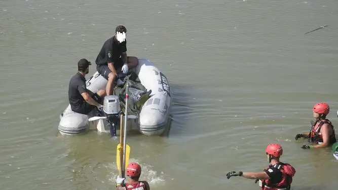 Operativo de b&uacute;squeda en el R&iacute;o Guadalquivir a su paso por C&oacute;rdoba
