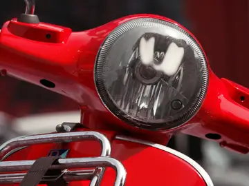 Imagen de una moto Vespa Imagen de una moto Vespa