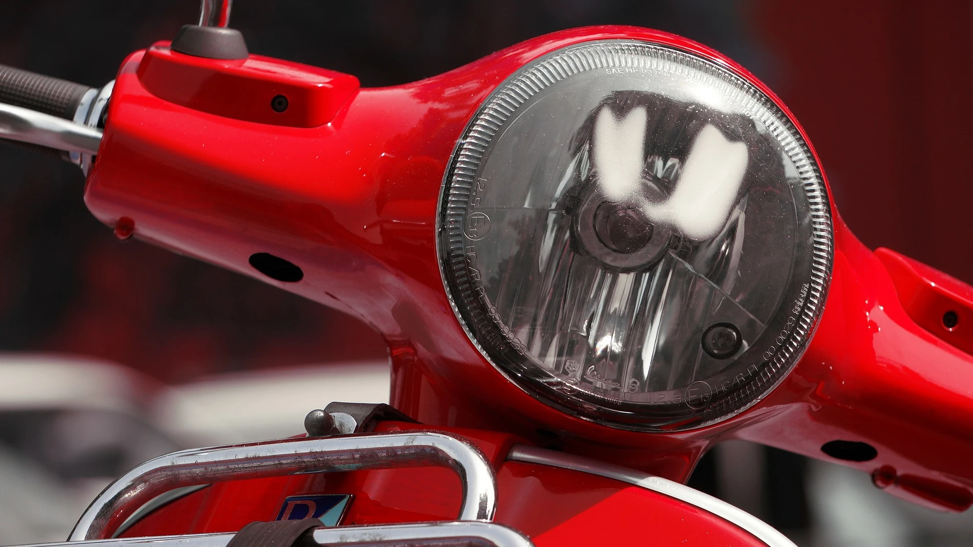 Imagen de una moto Vespa