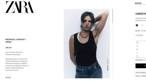 Modelo con vello en las axilas