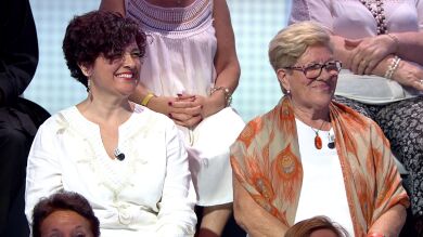 ¡Visita sorpresa! La madre y la abuela de Pablo Díaz, en el plató de ‘Pasapalabra’: “Os doy las gracias”