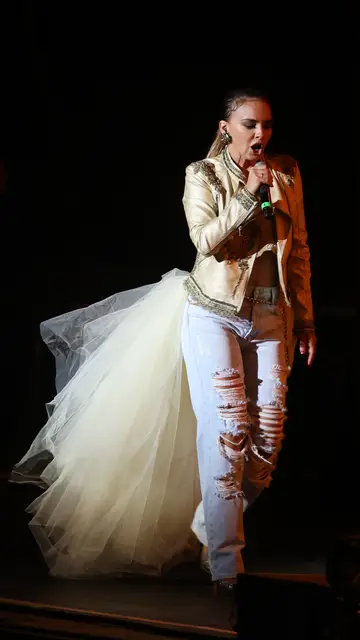 Chenoa en su actuación en Starlite Chenoa en su actuación en Starlite