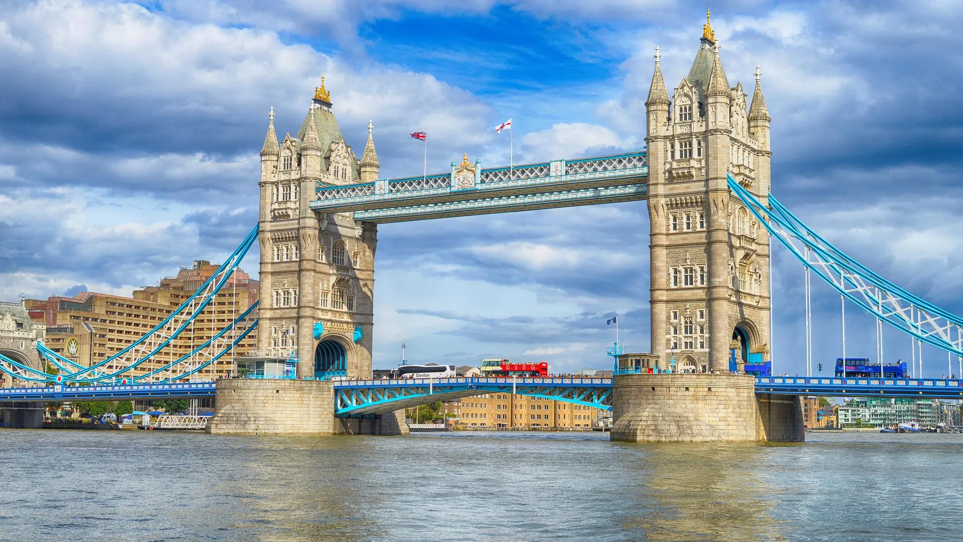 Londres alcanza temperaturas récord, con más de 40 ºC Londres alcanza temperaturas récord, con más de 40 ºC